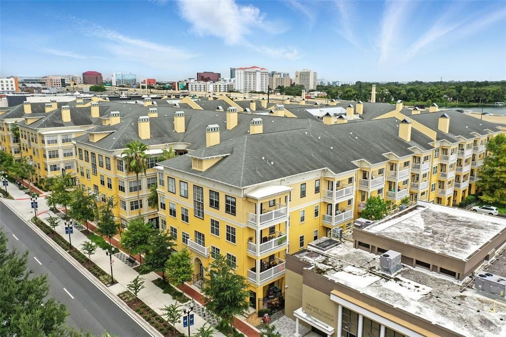 For Sale: $290,000 (2 beds, 2 baths, 1004 Square Feet)