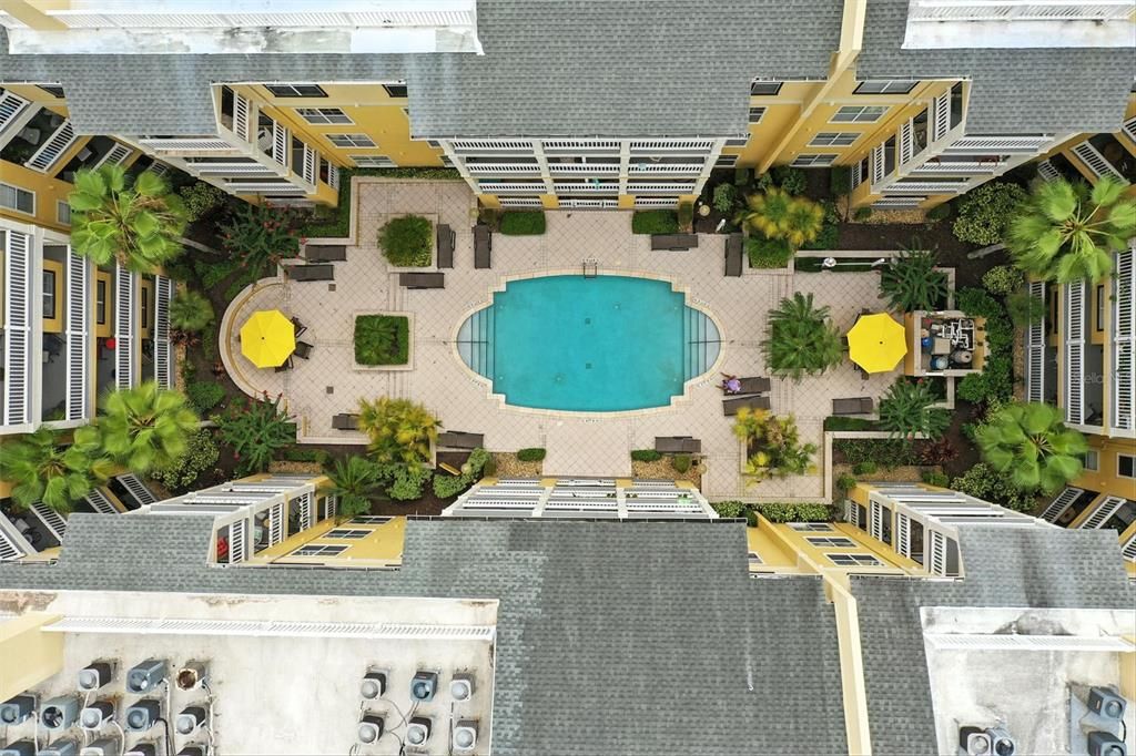 For Sale: $290,000 (2 beds, 2 baths, 1004 Square Feet)