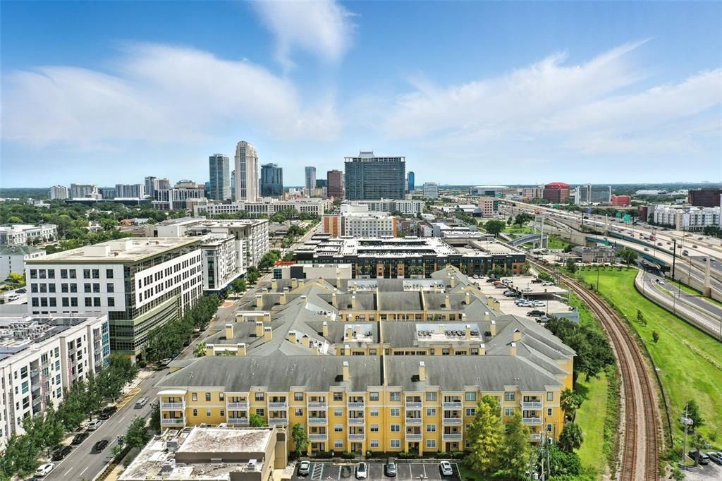 For Sale: $290,000 (2 beds, 2 baths, 1004 Square Feet)