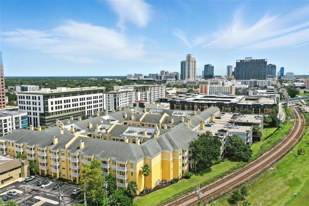 For Sale: $290,000 (2 beds, 2 baths, 1004 Square Feet)