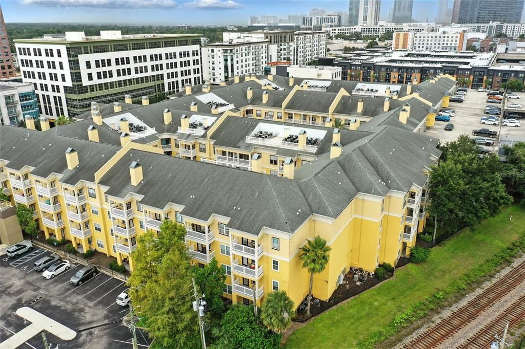 For Sale: $290,000 (2 beds, 2 baths, 1004 Square Feet)