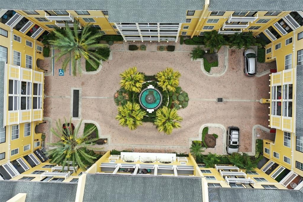 For Sale: $290,000 (2 beds, 2 baths, 1004 Square Feet)