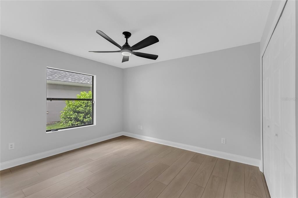 En Venta: $739,900 (5 camas, 4 baños, 3483 Pies cuadrados)