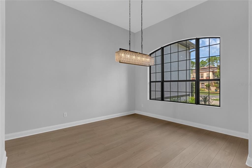 En Venta: $739,900 (5 camas, 4 baños, 3483 Pies cuadrados)