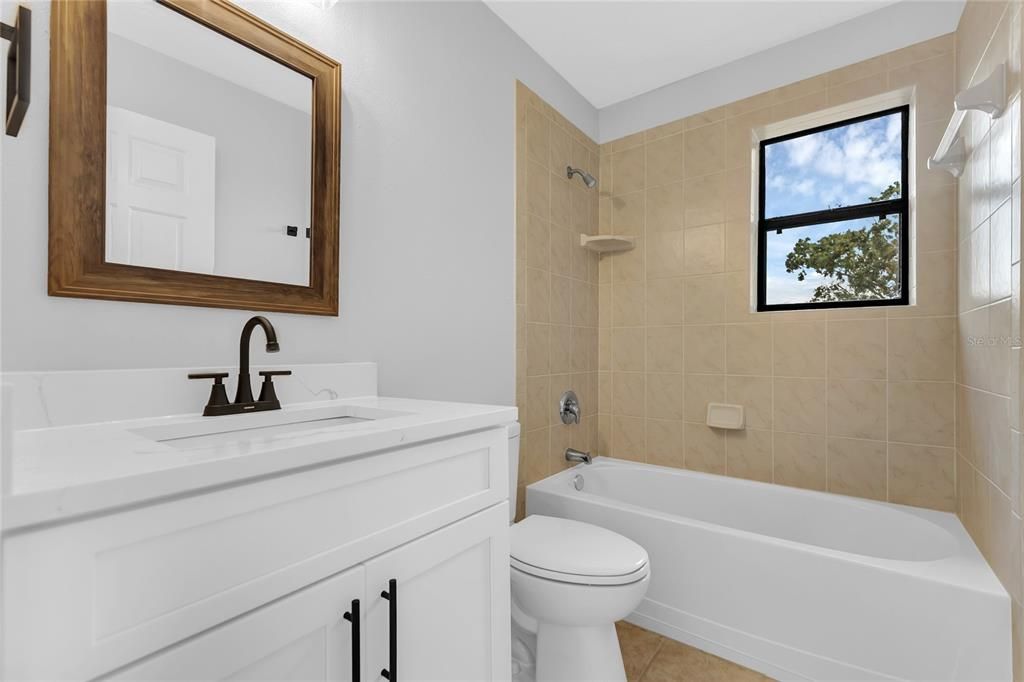 En Venta: $739,900 (5 camas, 4 baños, 3483 Pies cuadrados)