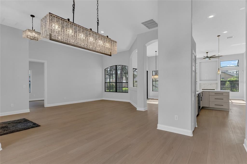 En Venta: $739,900 (5 camas, 4 baños, 3483 Pies cuadrados)