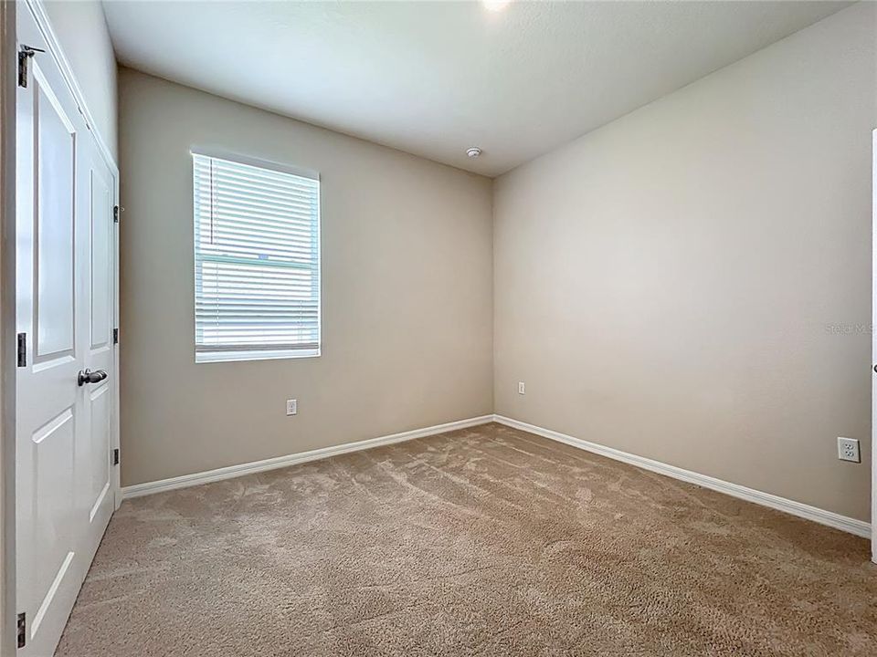 En Venta: $379,900 (4 camas, 2 baños, 2035 Pies cuadrados)