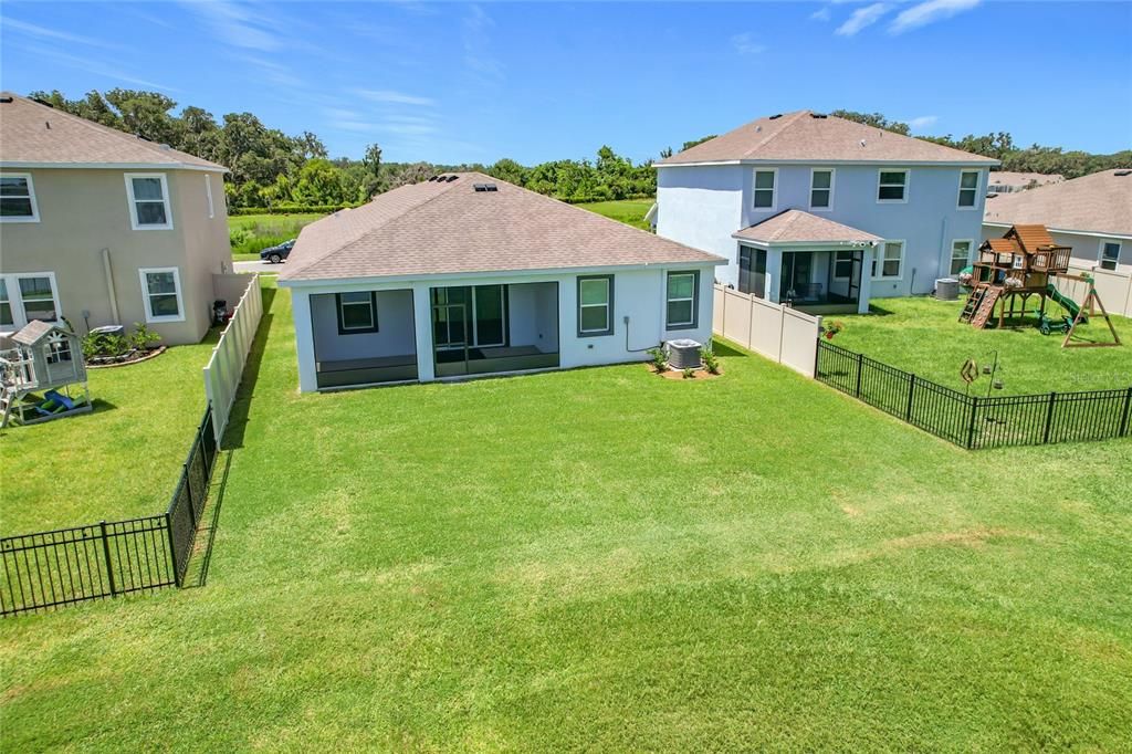 En Venta: $379,900 (4 camas, 2 baños, 2035 Pies cuadrados)