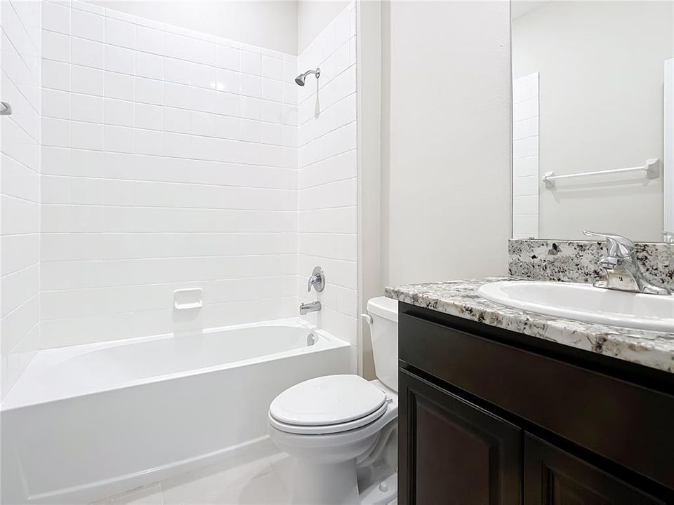 En Venta: $379,900 (4 camas, 2 baños, 2035 Pies cuadrados)