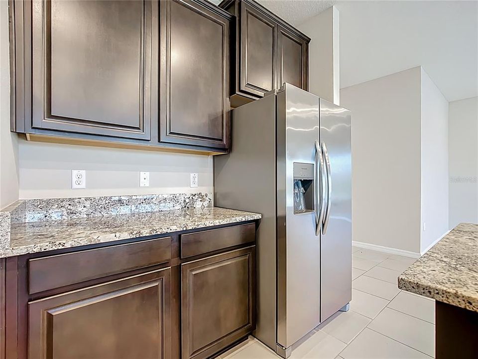 En Venta: $379,900 (4 camas, 2 baños, 2035 Pies cuadrados)