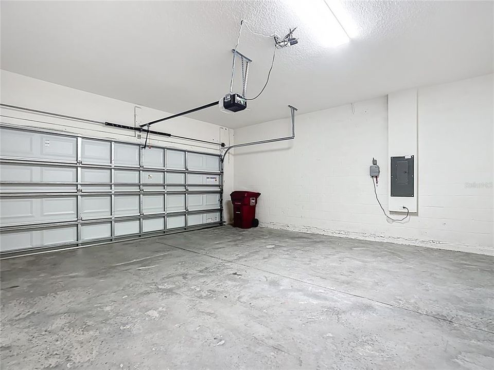 En Venta: $379,900 (4 camas, 2 baños, 2035 Pies cuadrados)