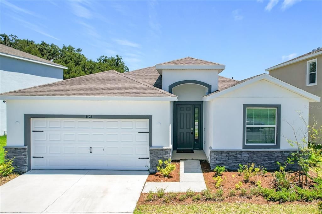 En Venta: $379,900 (4 camas, 2 baños, 2035 Pies cuadrados)