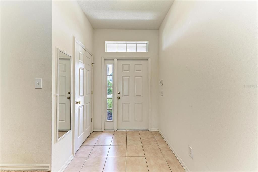 На продажу: $269,900 (3 спален, 2 ванн, 1378 Квадратных фут)