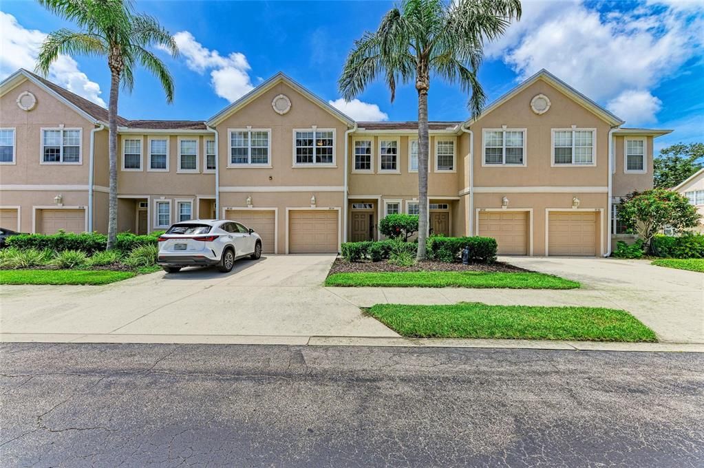 На продажу: $269,900 (3 спален, 2 ванн, 1378 Квадратных фут)