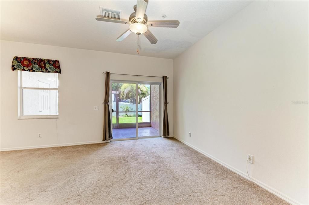 На продажу: $269,900 (3 спален, 2 ванн, 1378 Квадратных фут)