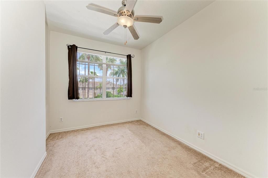 На продажу: $269,900 (3 спален, 2 ванн, 1378 Квадратных фут)