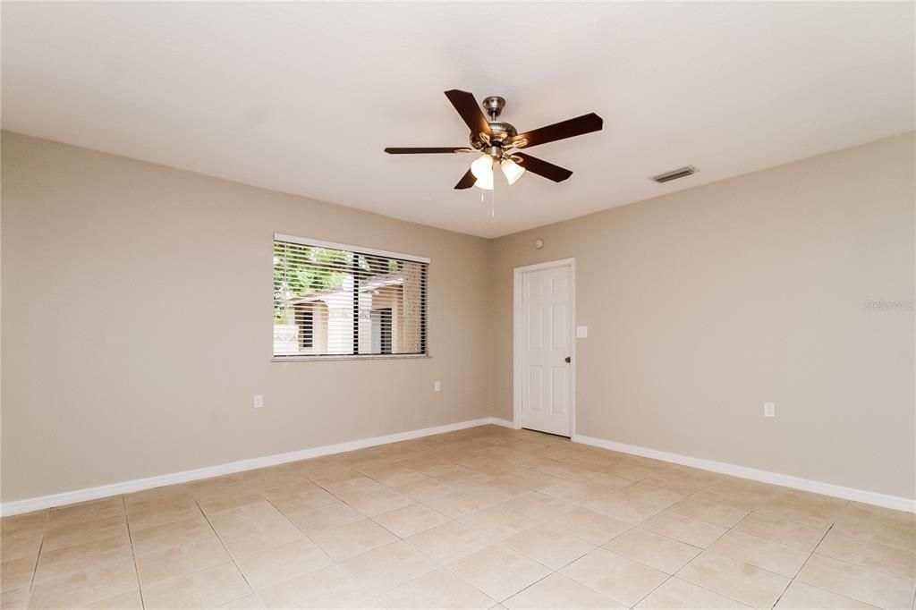 Active With Contract: $2,365 (3 beds, 2 baths, 1688 Square Feet)