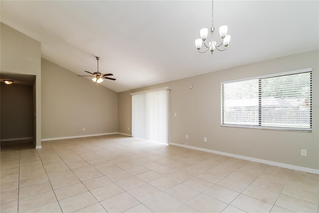 Active With Contract: $2,365 (3 beds, 2 baths, 1688 Square Feet)