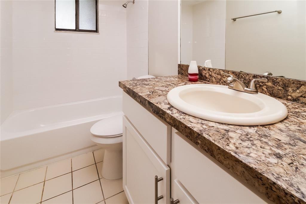 Active With Contract: $2,365 (3 beds, 2 baths, 1688 Square Feet)