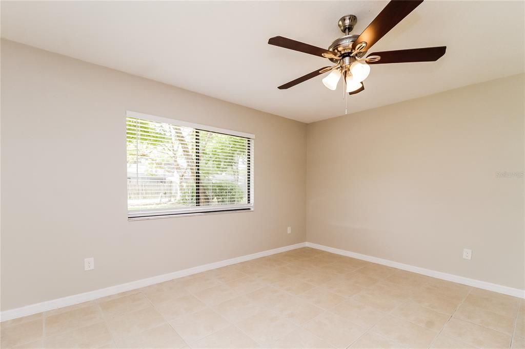 Active With Contract: $2,365 (3 beds, 2 baths, 1688 Square Feet)