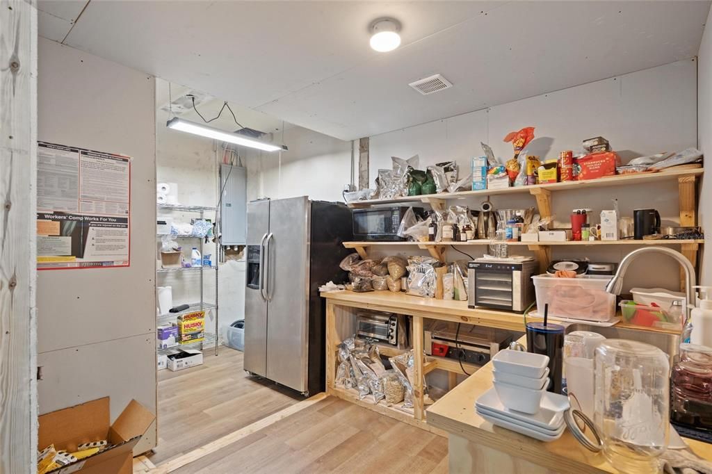 For Sale: $1,175,000 (0 beds, 0 baths, 6276 Square Feet)