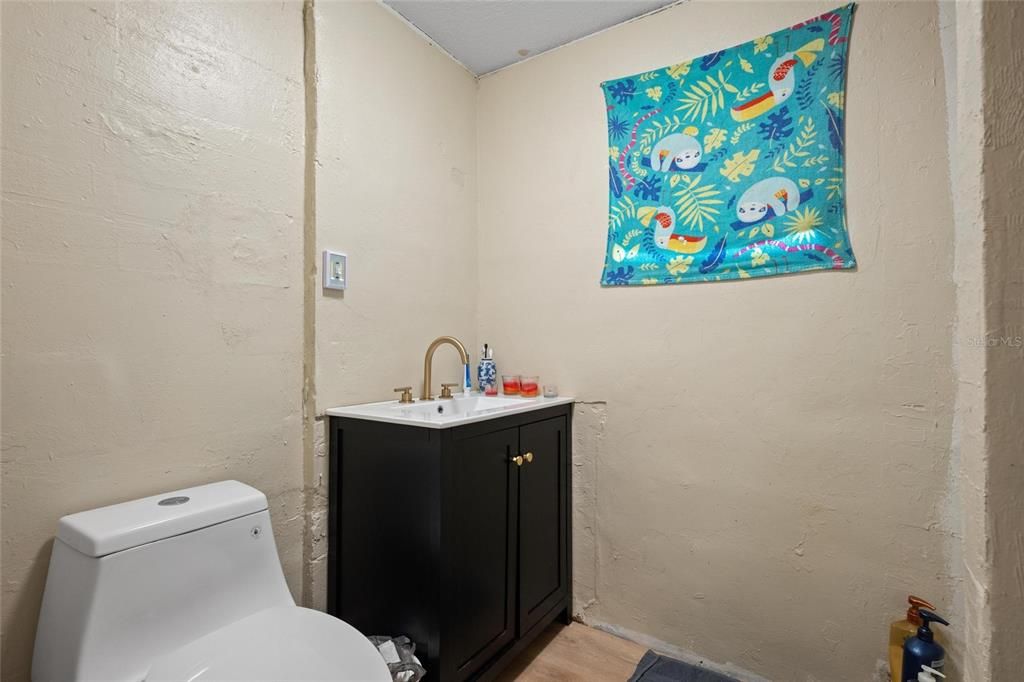 For Sale: $1,175,000 (0 beds, 0 baths, 6276 Square Feet)