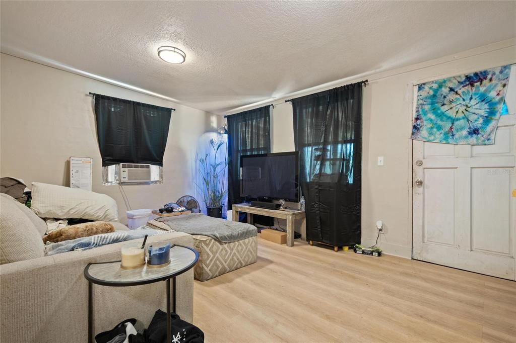 For Sale: $1,175,000 (0 beds, 0 baths, 6276 Square Feet)