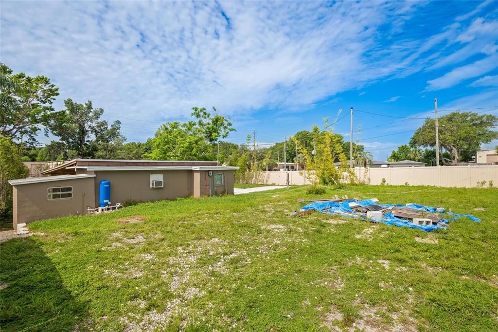 For Sale: $1,175,000 (0 beds, 0 baths, 6276 Square Feet)