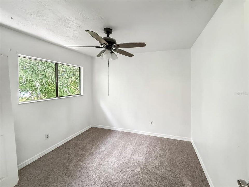 For Rent: $1,275 (2 beds, 1 baths, 995 Square Feet)