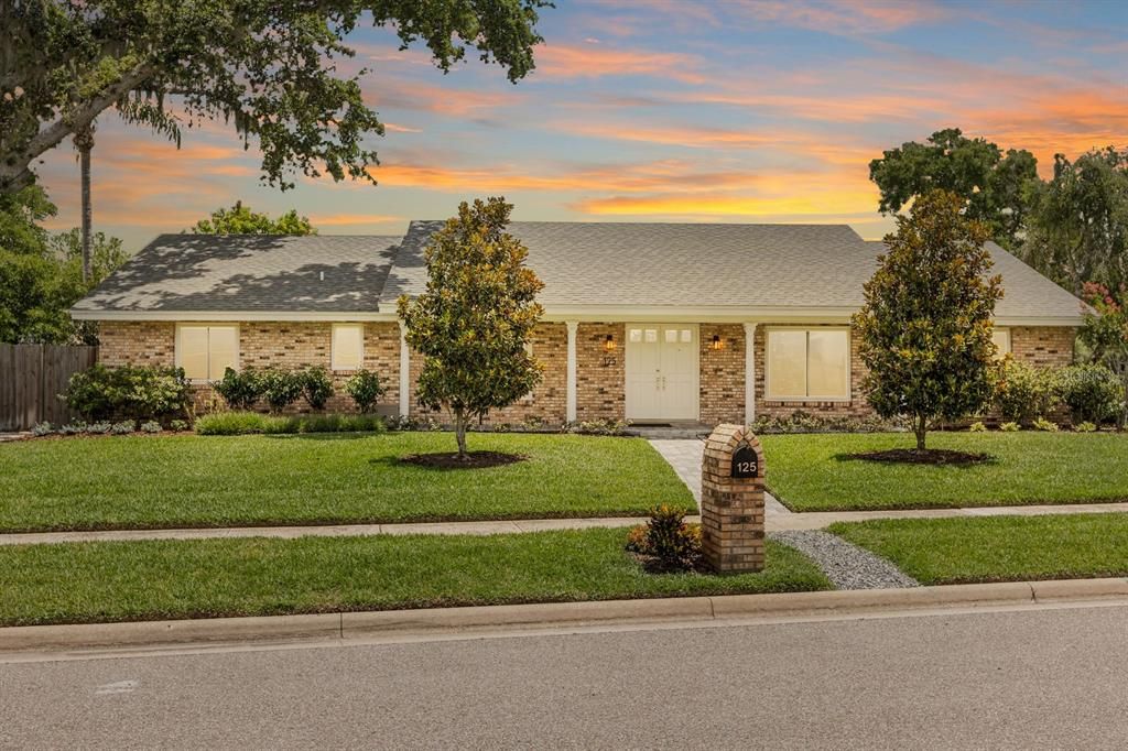 Vendido Recientemente: $825,000 (4 camas, 2 baños, 2524 Pies cuadrados)