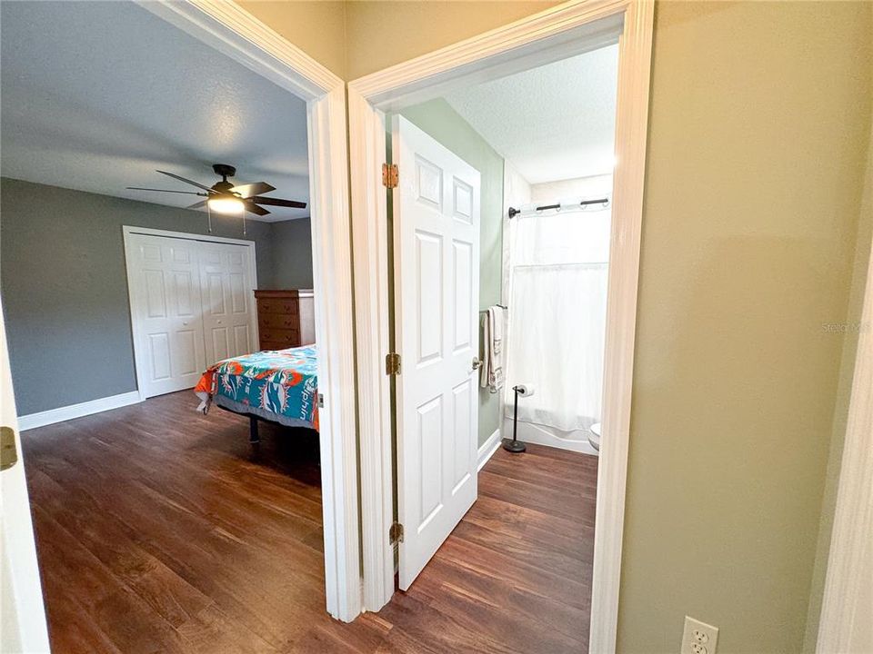 For Sale: $575,000 (3 beds, 3 baths, 2535 Square Feet)