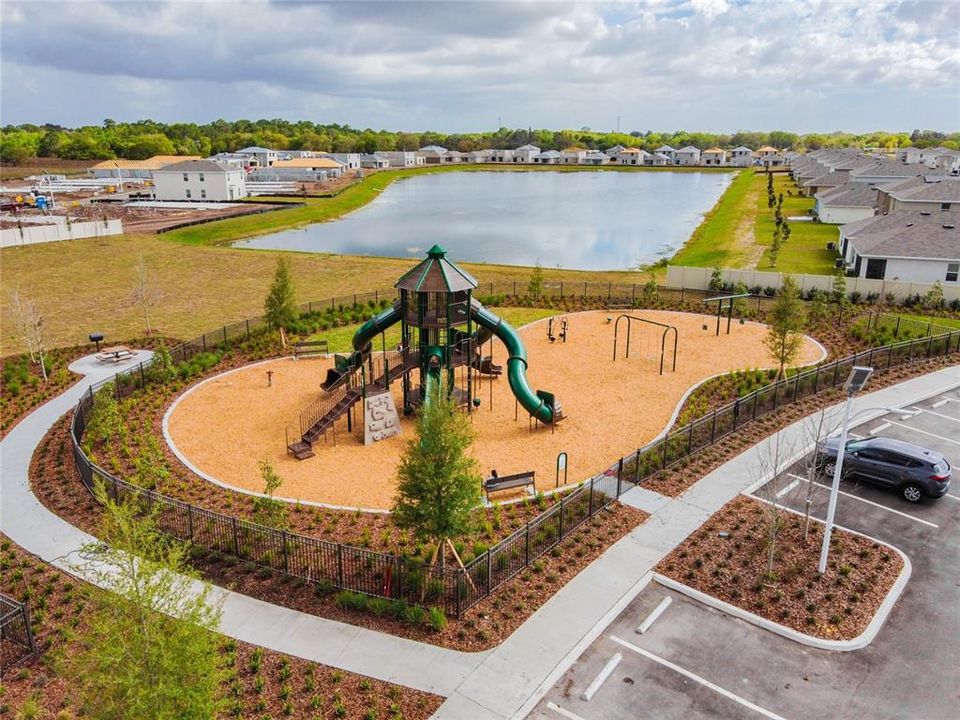 For Rent: $2,390 (4 beds, 2 baths, 2635 Square Feet)