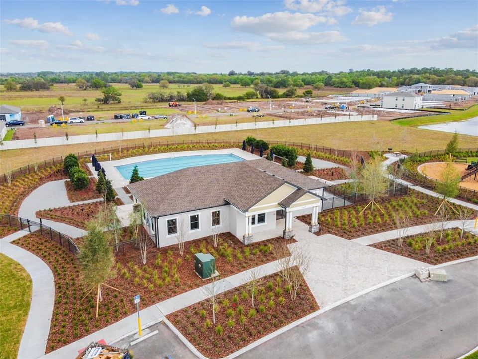 For Rent: $2,390 (4 beds, 2 baths, 2635 Square Feet)