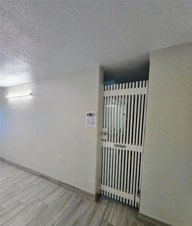 Activo con contrato: $1,700 (1 camas, 1 baños, 885 Pies cuadrados)