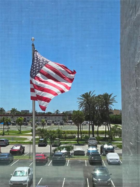 Activo con contrato: $1,700 (1 camas, 1 baños, 885 Pies cuadrados)