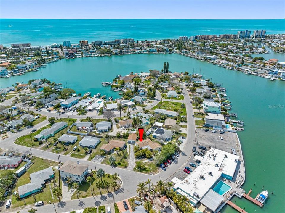 For Sale: $499,950 (5 beds, 0 baths, 1822 Square Feet)