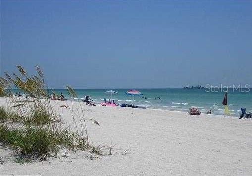 For Sale: $499,950 (5 beds, 0 baths, 1822 Square Feet)