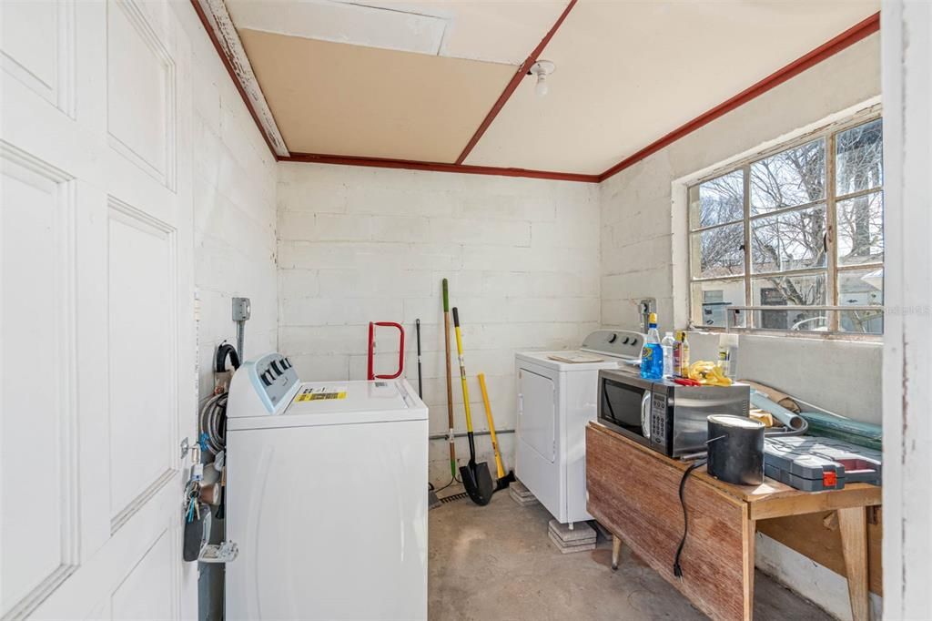 For Sale: $499,950 (5 beds, 0 baths, 1822 Square Feet)