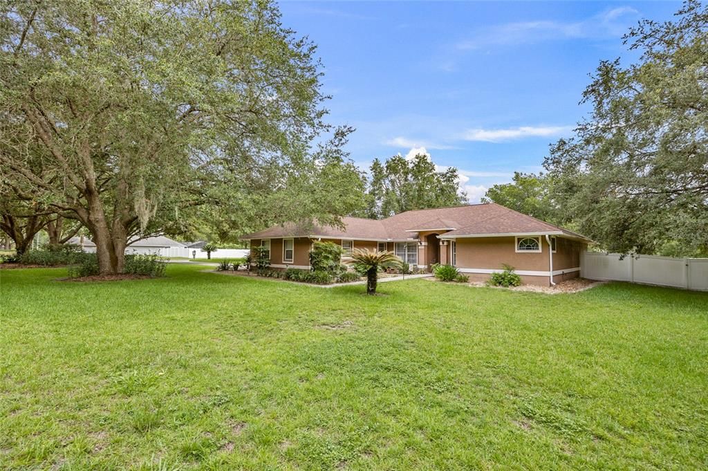 For Sale: $499,995 (4 beds, 3 baths, 2266 Square Feet)