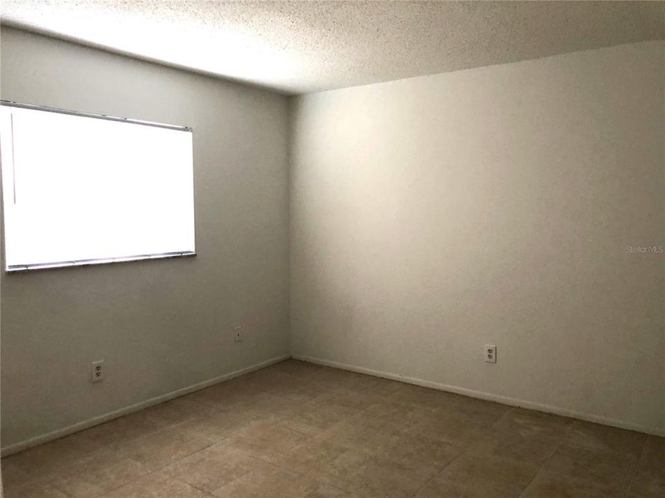 待售: $283,900 (3 贝兹, 2 浴室, 1096 平方英尺)