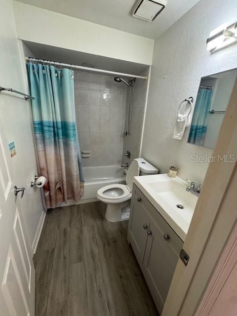 待售: $259,900 (2 贝兹, 2 浴室, 1068 平方英尺)