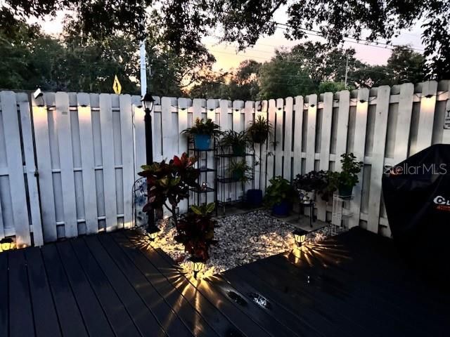 待售: $259,900 (2 贝兹, 2 浴室, 1068 平方英尺)