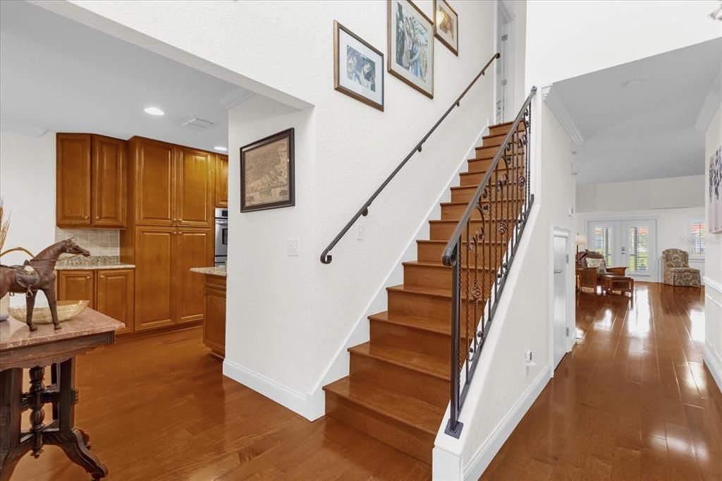 For Sale: $599,000 (3 beds, 3 baths, 2442 Square Feet)