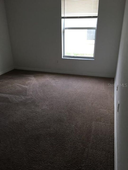 For Rent: $1,800 (4 beds, 2 baths, 1655 Square Feet)
