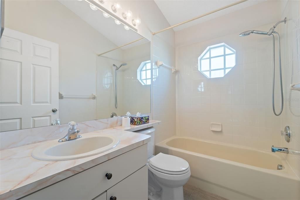 Active With Contract: $245,000 (3 beds, 2 baths, 1249 Square Feet)