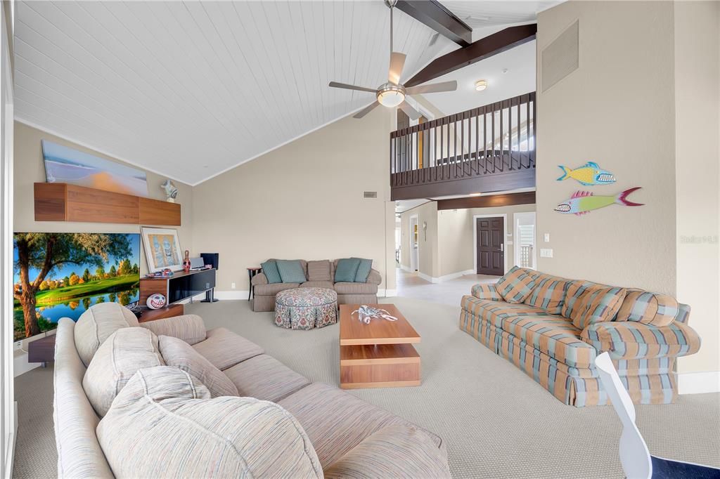 待售: $1,950,000 (4 贝兹, 3 浴室, 3615 平方英尺)