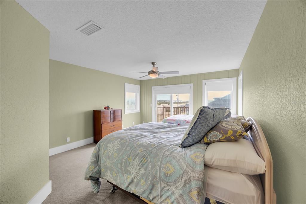 待售: $1,950,000 (4 贝兹, 3 浴室, 3615 平方英尺)