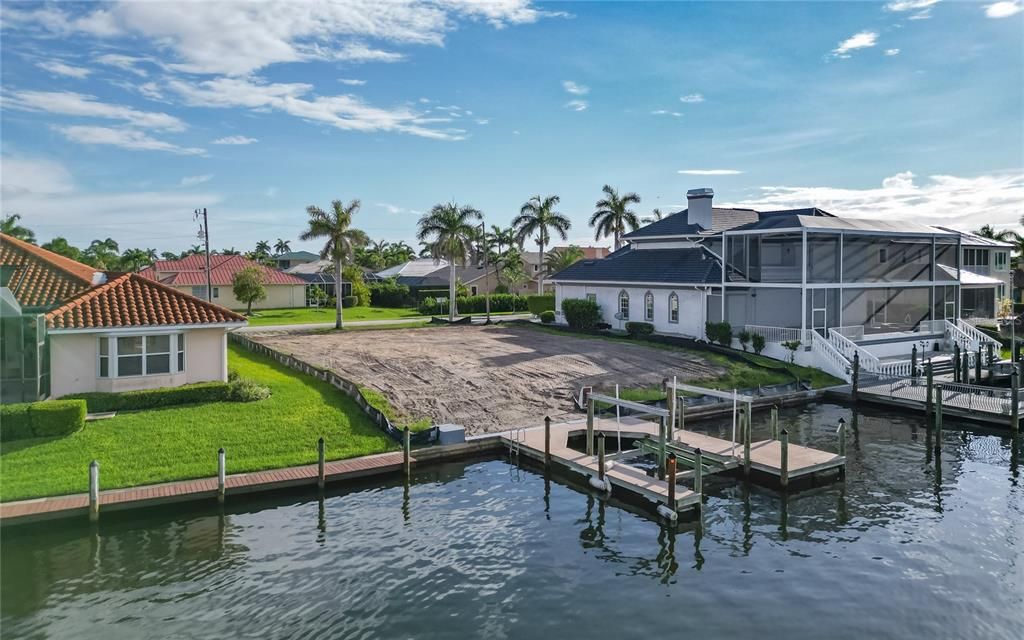 待售: $1,490,000 (0.23 acres)