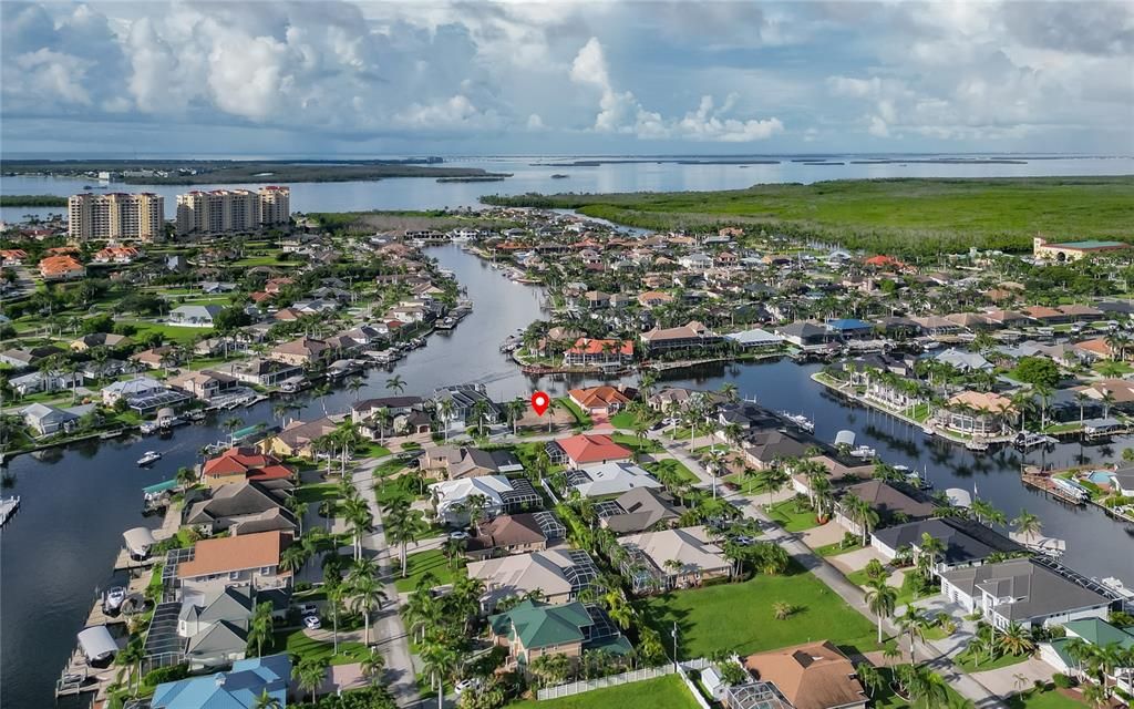 待售: $1,490,000 (0.23 acres)