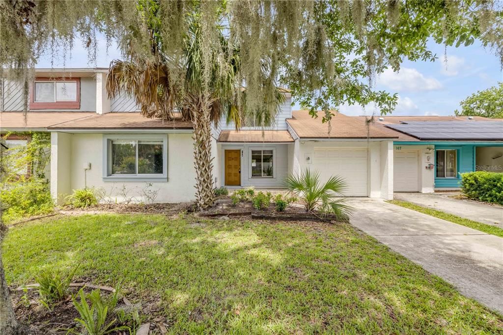 Activo con contrato: $250,000 (3 camas, 2 baños, 1533 Pies cuadrados)